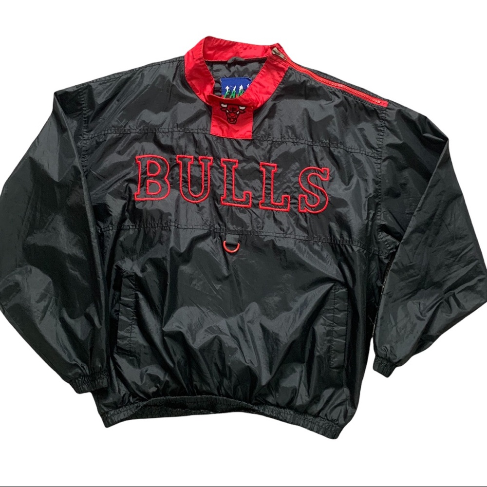 Vintage 90s Fans Gear Chicago Bulls Windbreaker